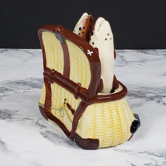 Trout Basket Salt Pepper Shaker Set - Picture 4 of 9